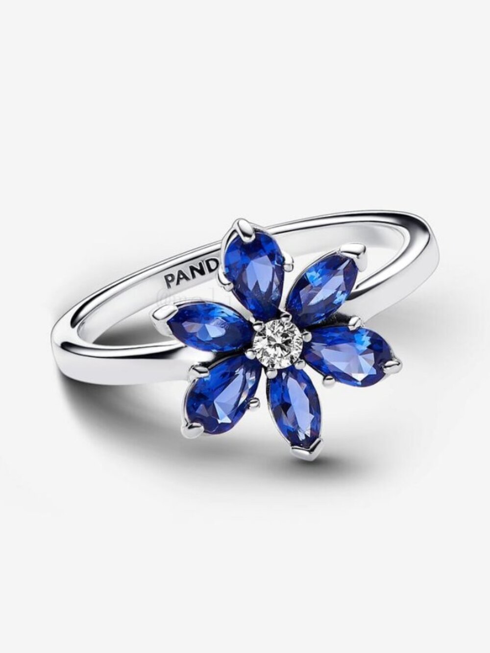 Pandora Sparkling Blue Herbarium Cluster Ring View 2